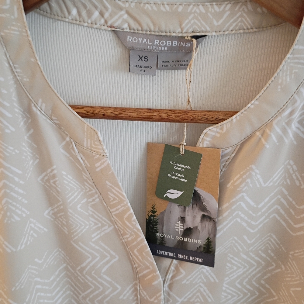 Royal Robbins Women's Cream Patterned Top - Picture 2 of 5